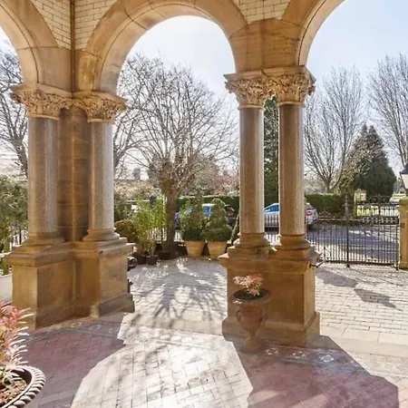 The Chapel Boutique فندق مبيت وإفطار هاروغايت